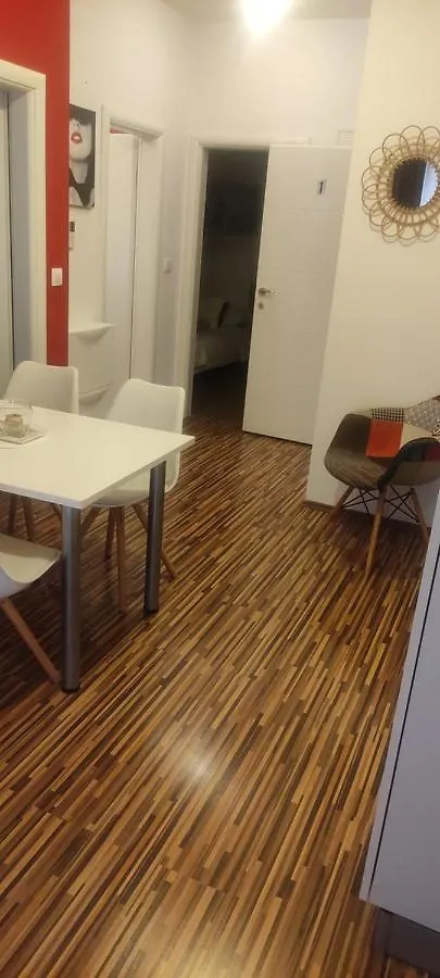 Tomena Apartments Trogir