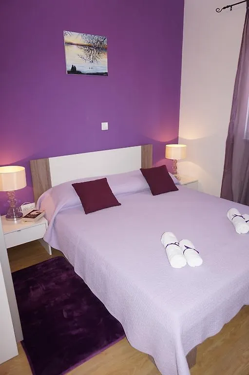 Tomena Apartments Trogir