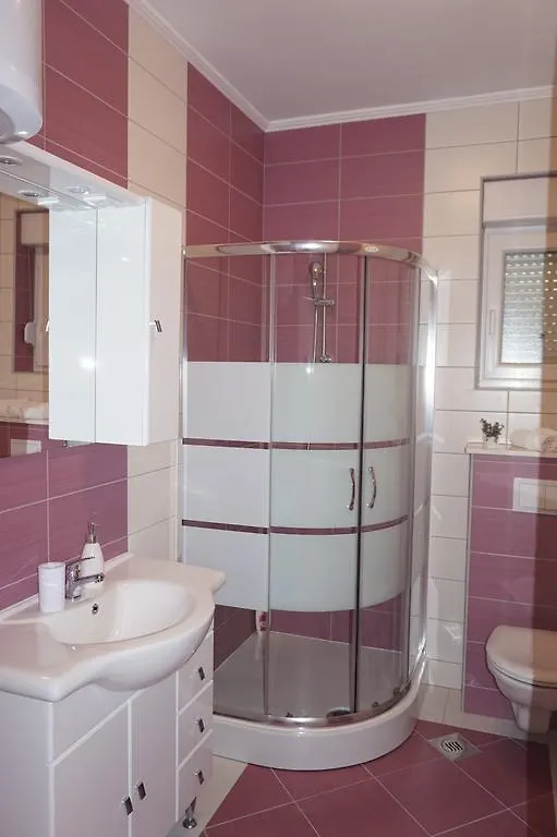 Tomena Apartments Trogir 0*,  Horvátország