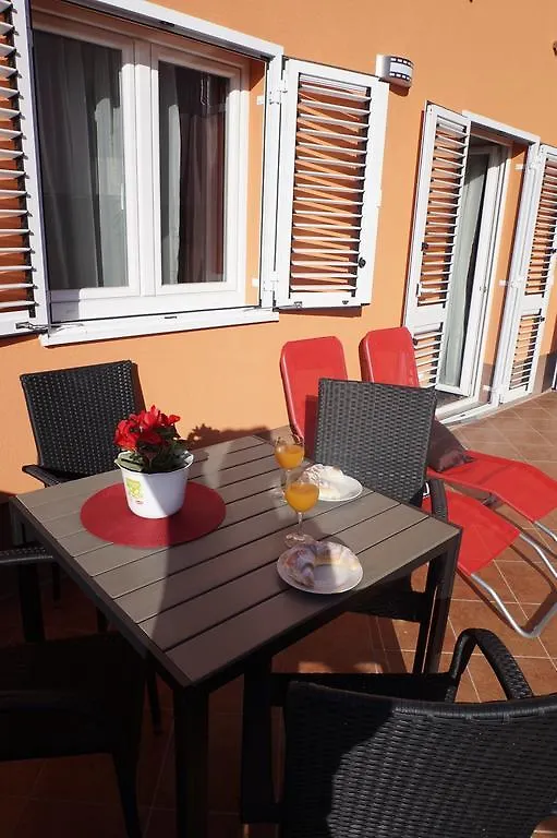 Tomena Apartments Trogir