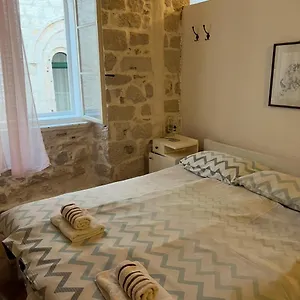 ellenőrizze a rendelkezésre állást